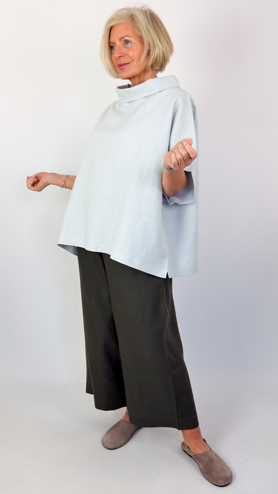Cordelia James L-6 Blouse Pale Blue