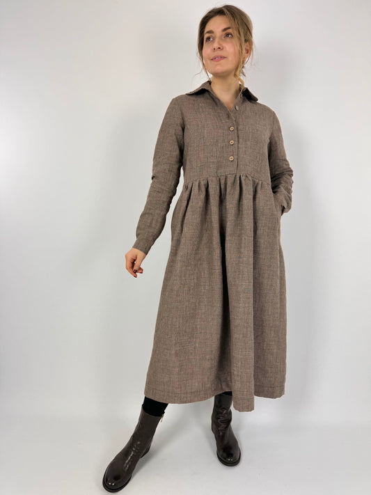 Der Antagonist 8 Embroidered Dress Brown Check