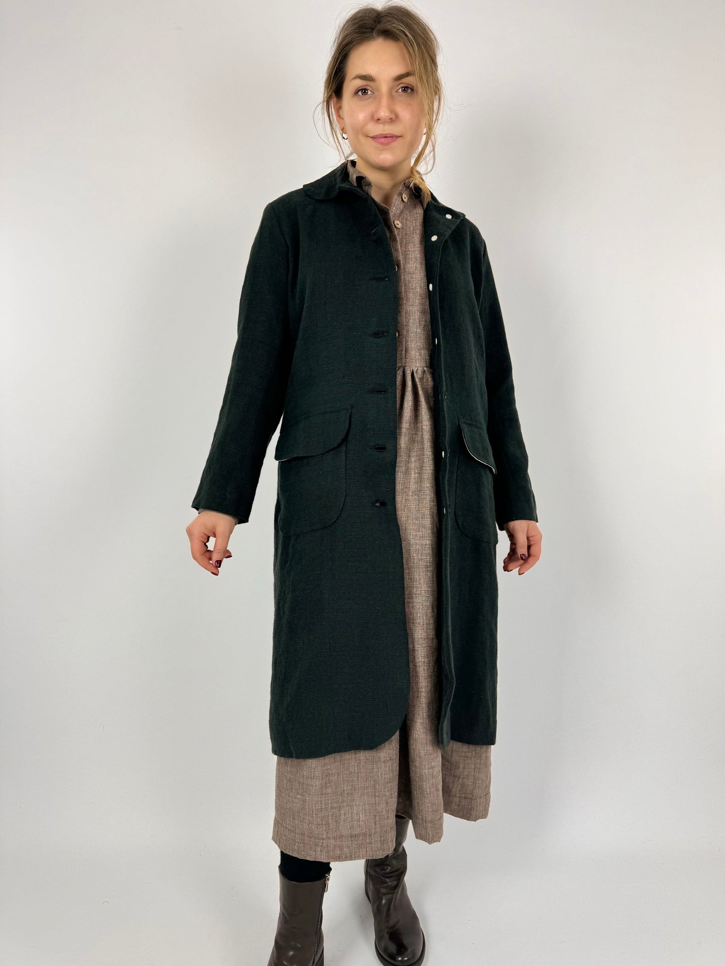 Der Antagonist 25 Coat Black