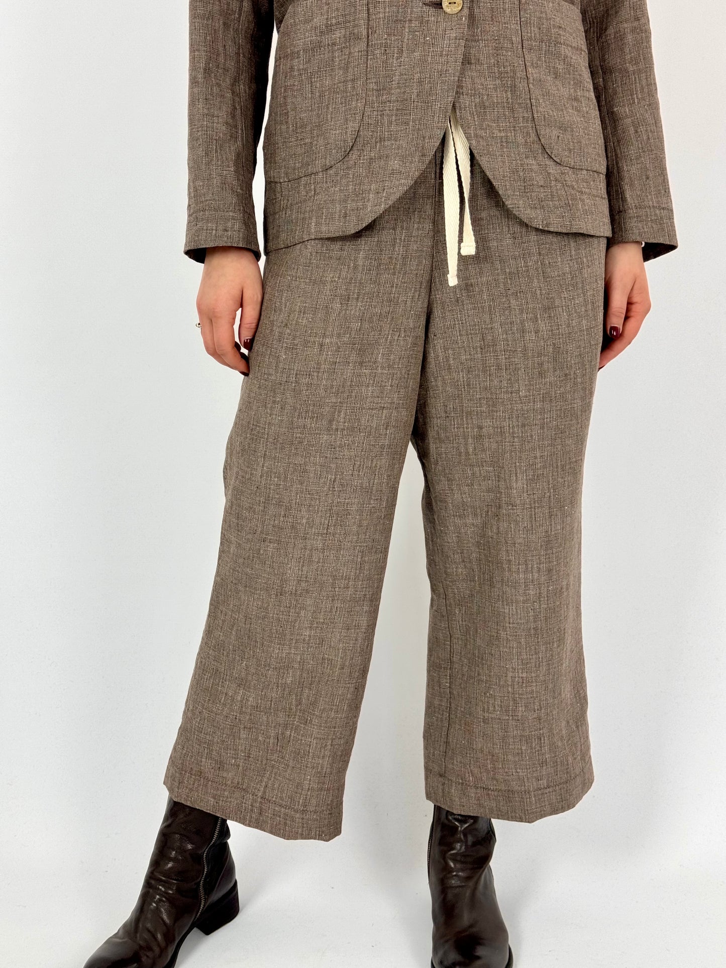 Der Antagonist 13 Trousers Brown Check