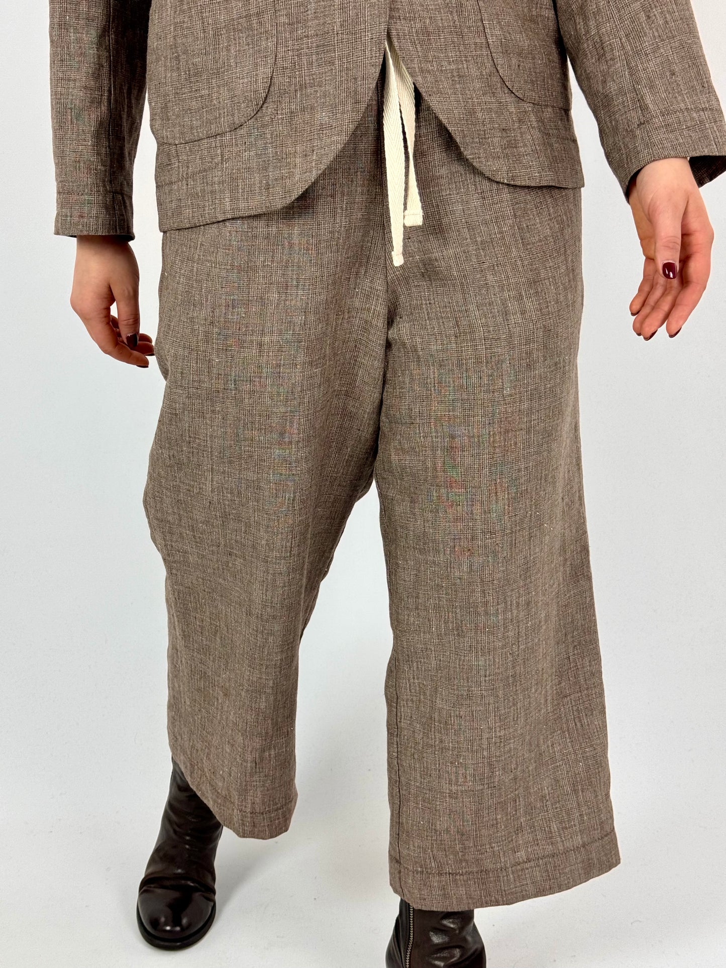 Der Antagonist 13 Trousers Brown Check