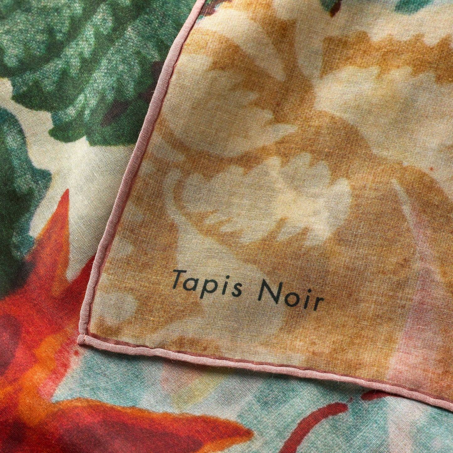 Tapis Noir Light Multicolour Flower Scarf