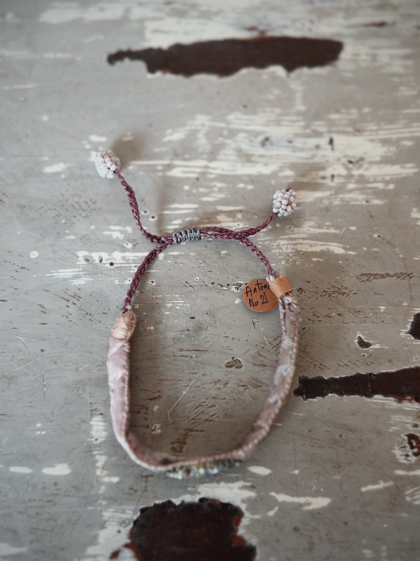 Antomoon Embroidered Silk Bracelet No.21