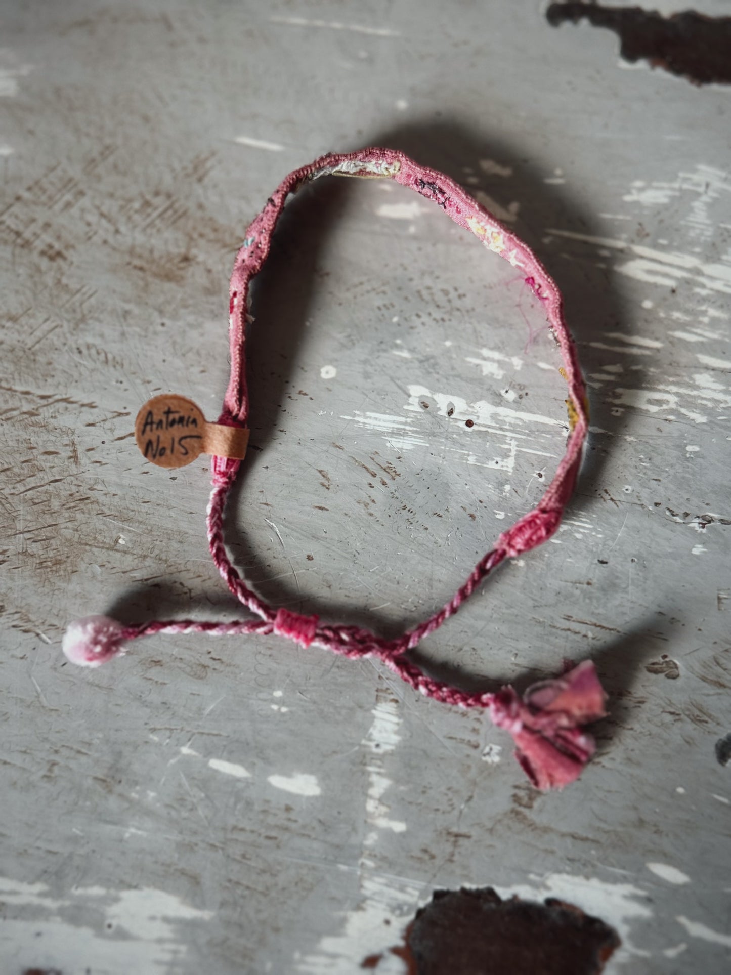 Antomoon Embroidered Silk Bracelet No.15