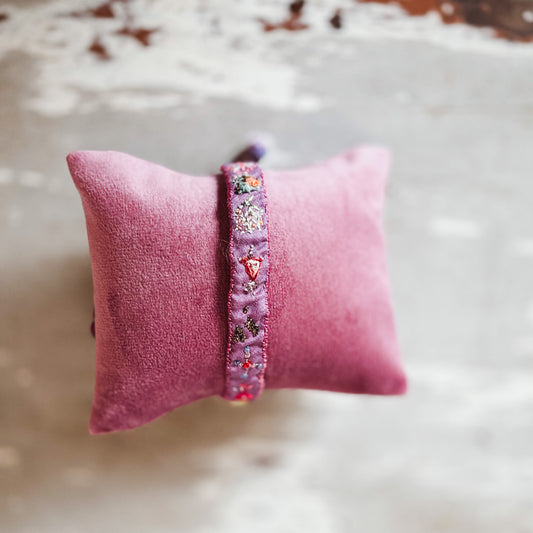 Antomoon Embroidered Silk Bracelet No.2
