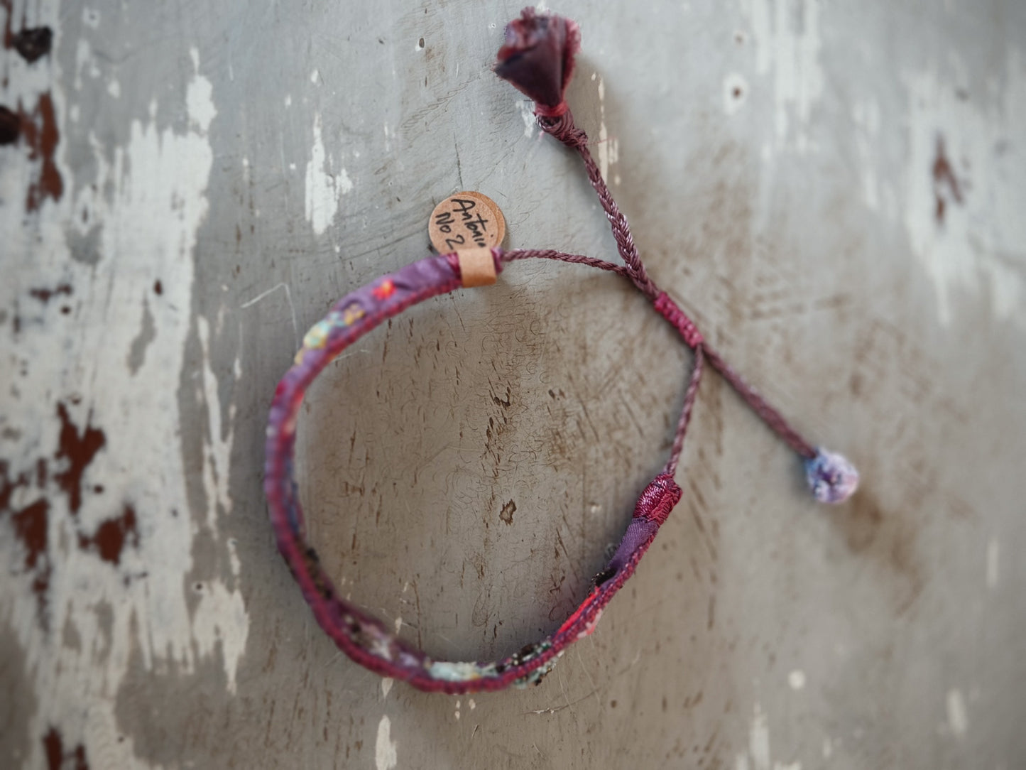 Antomoon Embroidered Silk Bracelet No.2