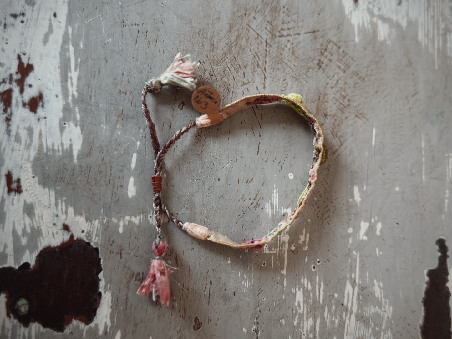 Antomoon Embroidered Silk Bracelet No.3