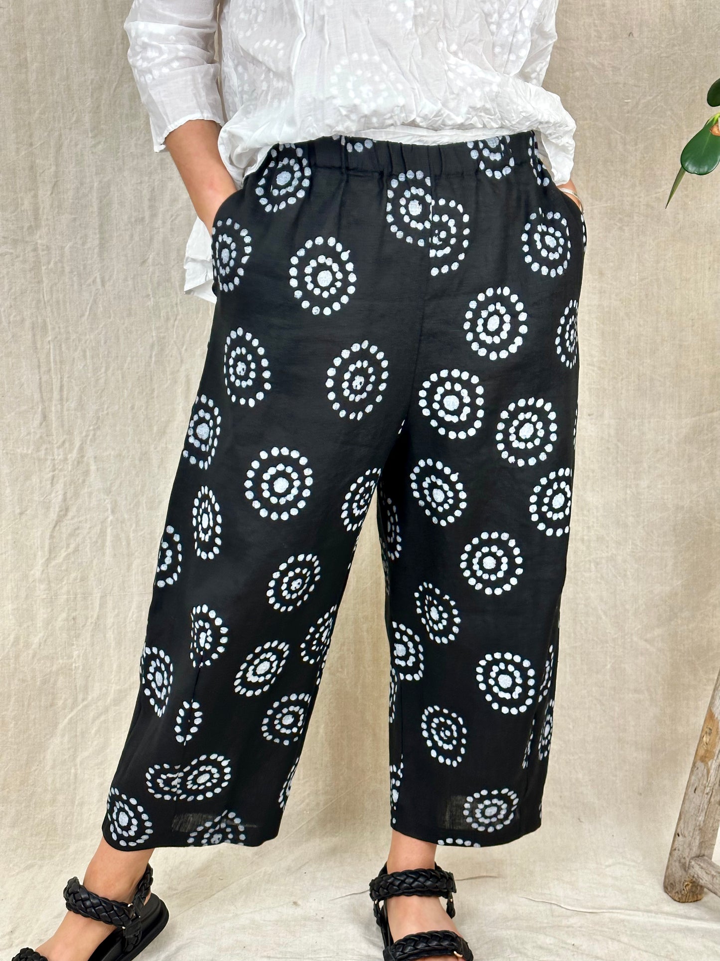 NRM 745LA Trousers Black/White